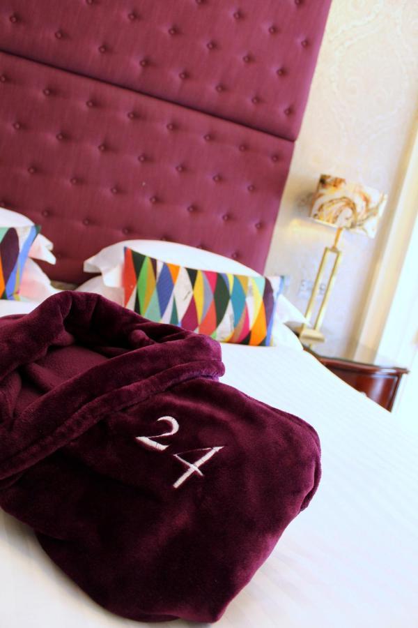 24 Royal Terrace Hotell Edinburg Exteriör bild